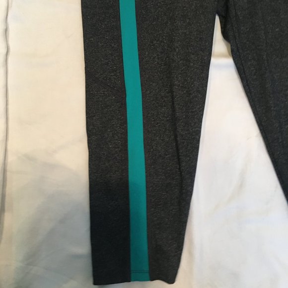 Forever 21 Youth Large Leggings Athletic Workout Pants Black Stretch Yoga Gym - Picture 3 of 9